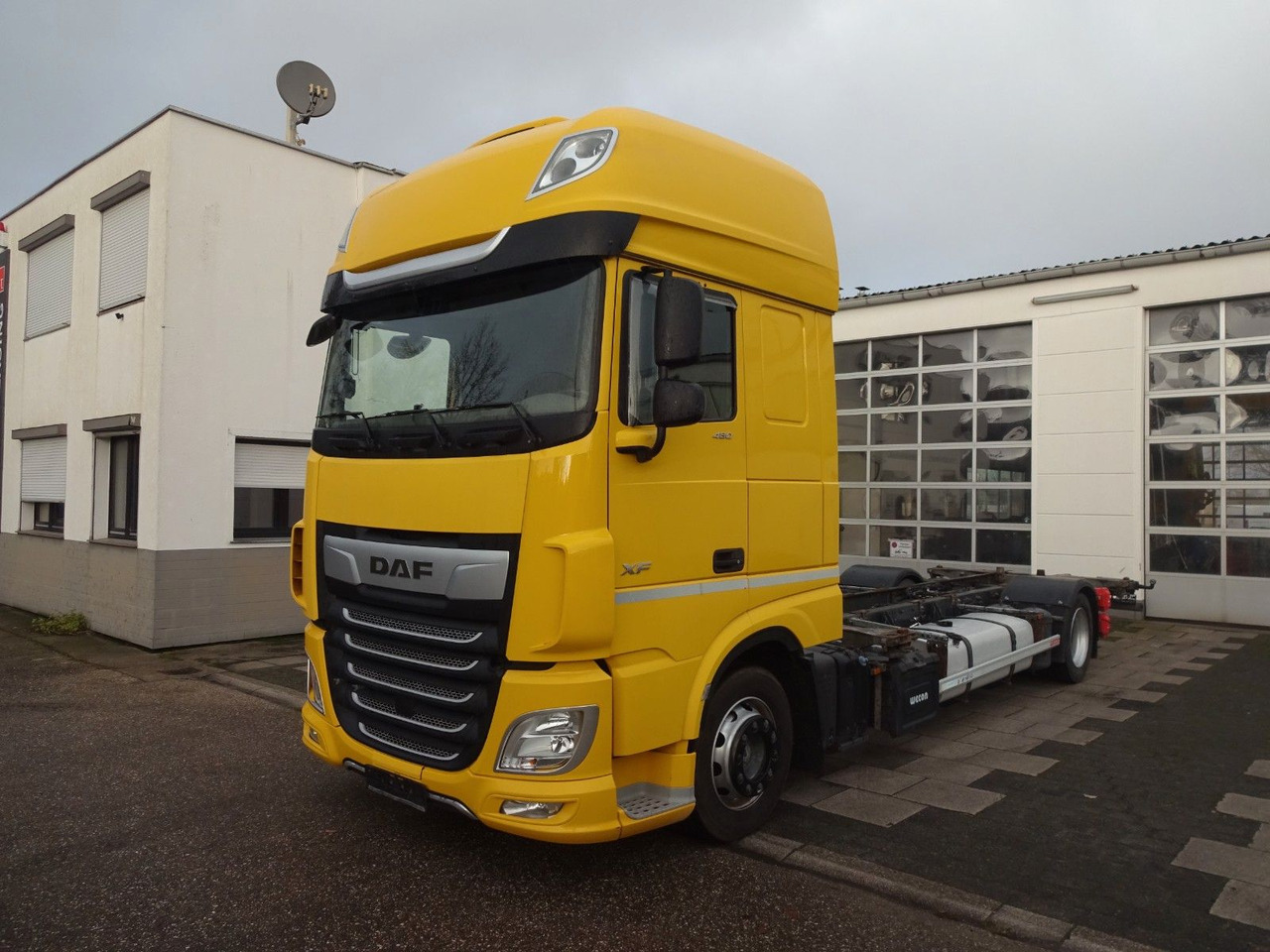 DAF XF 480, Jumbo BDF, SSC, Standklima, Intarder - Konteinerveduk/ Tõstukiga veoauto: pilt 1 DAF XF 480, Jumbo BDF, SSC, Standklima, Intarder - Konteinerveduk/ Tõstukiga veoauto: pilt 1