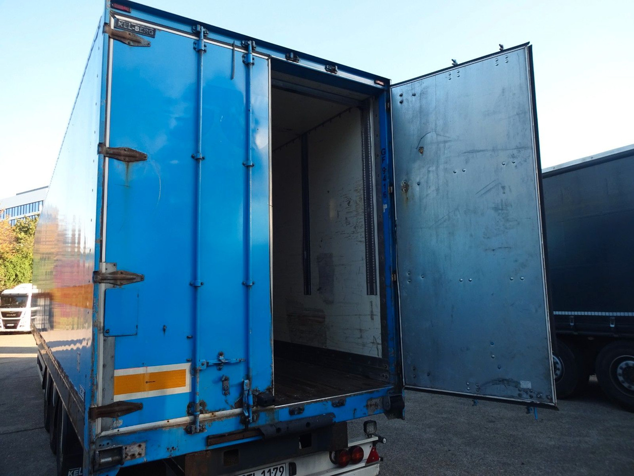 Kel-Berg 3 x Koffer, Doppelstock mit Balken liising Kel-Berg 3 x Koffer, Doppelstock mit Balken: pilt 8 Kel-Berg 3 x Koffer, Doppelstock mit Balken liising Kel-Berg 3 x Koffer, Doppelstock mit Balken: pilt 8