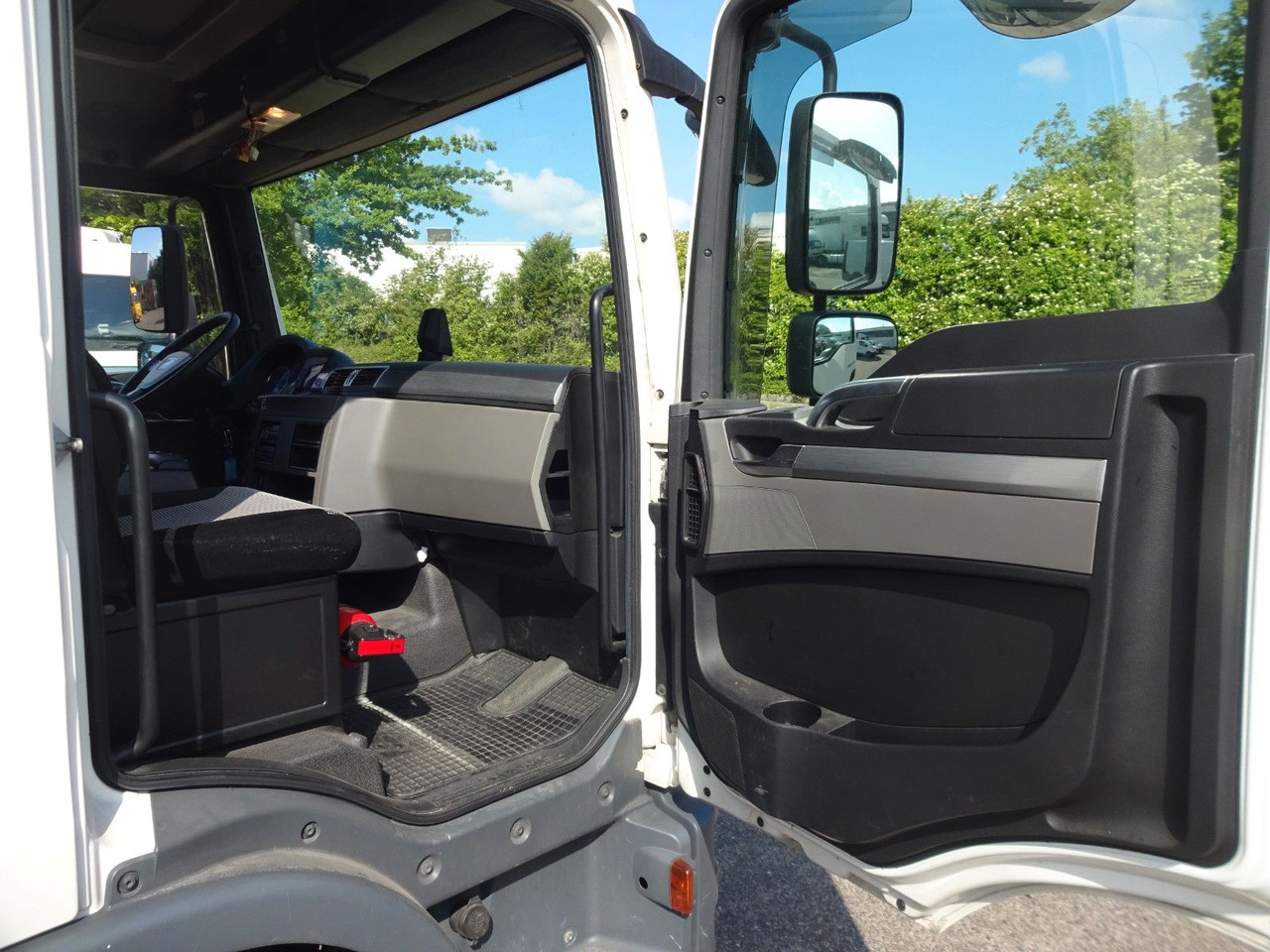 Tarbesõiduk furgoon MAN TGL 8.190, LBW, Luft, Tempomat, Standheizung: pilt 16