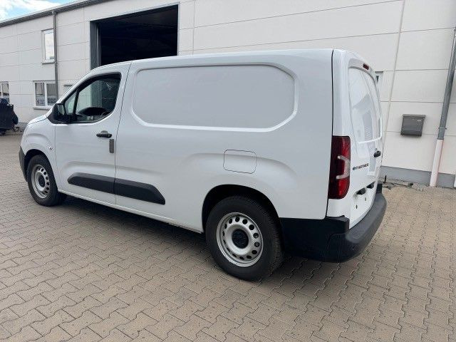 Peugeot Partner Premium Elektro L2H1, 100 kW - Mikrobuss, Elektrikaubik: pilt 4 Peugeot Partner Premium Elektro L2H1, 100 kW - Mikrobuss, Elektrikaubik: pilt 4
