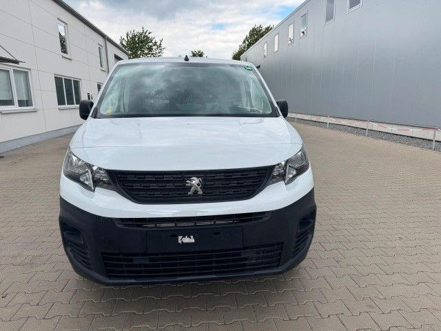 Peugeot Partner Premium Elektro, L3H1, 100 kW, Kamera - Väike kaubik, Elektrikaubik: pilt 2 Peugeot Partner Premium Elektro, L3H1, 100 kW, Kamera - Väike kaubik, Elektrikaubik: pilt 2