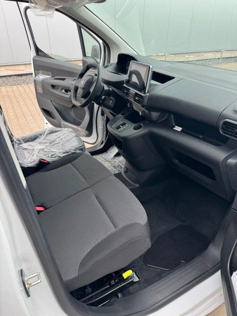 Peugeot Partner Premium Elektro L3H1, 100 kW liising Peugeot Partner Premium Elektro L3H1, 100 kW: pilt 6 Peugeot Partner Premium Elektro L3H1, 100 kW liising Peugeot Partner Premium Elektro L3H1, 100 kW: pilt 6