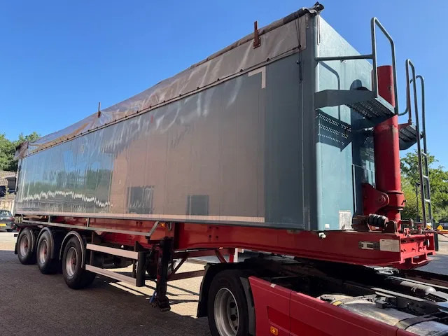 Bulthuis TATA 23 57m3 Stuuras Liftas 10T assen Klep/Deuren + bietenrek Nieuwe APK 8/2026 - Kallur-poolhaagis: pilt 3 Bulthuis TATA 23 57m3 Stuuras Liftas 10T assen Klep/Deuren + bietenrek Nieuwe APK 8/2026 - Kallur-poolhaagis: pilt 3