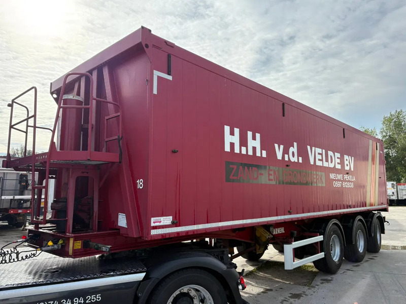 Carnehl 60m3 10 tons assen Bietenrek&Klep/deuren Stuuras Liftas Nieuwe APK! - Kallur-poolhaagis: pilt 1 Carnehl 60m3 10 tons assen Bietenrek&Klep/deuren Stuuras Liftas Nieuwe APK! - Kallur-poolhaagis: pilt 1