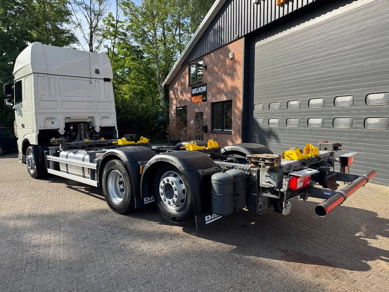 DAF XF 480 6X2 SSC FAR BDF Retarder 2x AHK 7.82 Multiwechseler - Konteinerveduk/ Tõstukiga veoauto: pilt 3 DAF XF 480 6X2 SSC FAR BDF Retarder 2x AHK 7.82 Multiwechseler - Konteinerveduk/ Tõstukiga veoauto: pilt 3