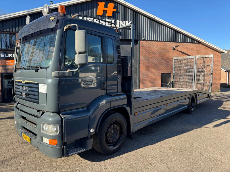 MAN TGA 18.350 830CM Oprijwagen Machinery transporter Hydraulische klep, nieuwe APK 3-6-2026 - Treilerveoauto: pilt 1 MAN TGA 18.350 830CM Oprijwagen Machinery transporter Hydraulische klep, nieuwe APK 3-6-2026 - Treilerveoauto: pilt 1