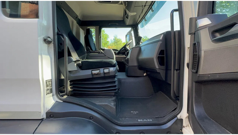 Kasti veoauto MAN TGS 26.320 EEV Koffer Stuuras AHK 2.500KG LBW 368.390KM! NL TRUCK: pilt 13