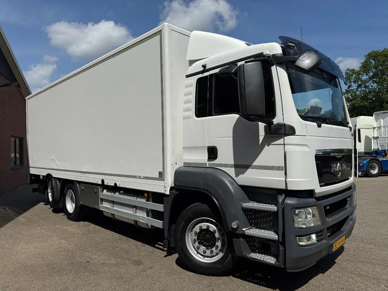 MAN TGS 26.320 EEV Koffer Stuuras AHK 2.500KG LBW 479.810! NL TRUCK - Kasti veoauto: pilt 2 MAN TGS 26.320 EEV Koffer Stuuras AHK 2.500KG LBW 479.810! NL TRUCK - Kasti veoauto: pilt 2