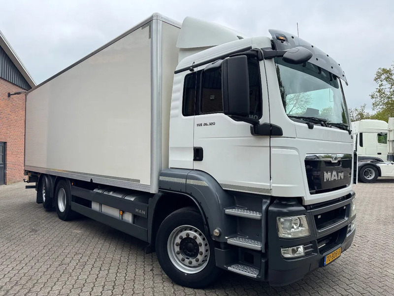 MAN TGS 26.320 EEV Koffer Stuuras AHK 3.000KG LBW 360.390KM! NL TRUCK - Kasti veoauto: pilt 2 MAN TGS 26.320 EEV Koffer Stuuras AHK 3.000KG LBW 360.390KM! NL TRUCK - Kasti veoauto: pilt 2