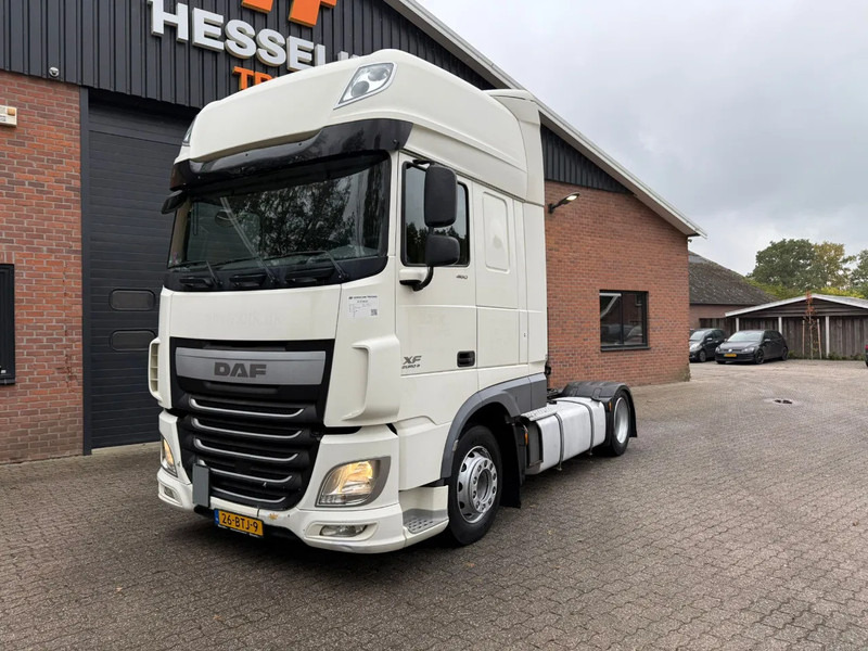 DAF XF 460 SSC Super Space 2x Tank Hefschotel NL Truck - Sadulveok: pilt 1 DAF XF 460 SSC Super Space 2x Tank Hefschotel NL Truck - Sadulveok: pilt 1