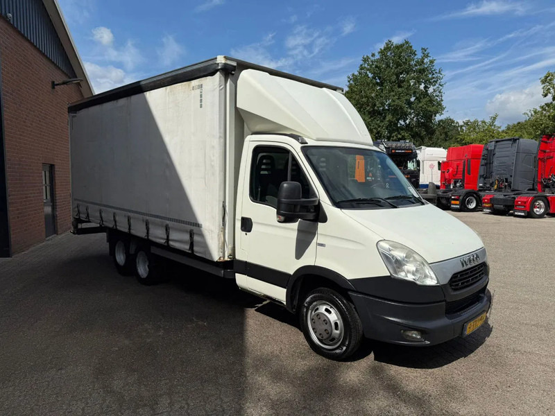 Iveco Daily 40C17 BE Combinatie Veldhuizen schuifzeil opbouw - Sadulveok: pilt 4 Iveco Daily 40C17 BE Combinatie Veldhuizen schuifzeil opbouw - Sadulveok: pilt 4