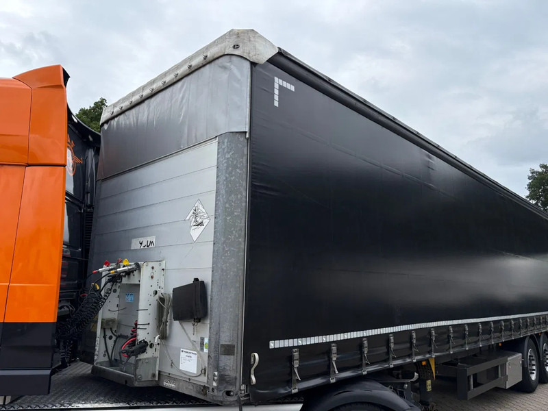 Schmitz Cargobull SCB*S3T Schuifzeilen/Schuifdak Laadklep/LBW Schijfremmen APK/TUV 11/2025 - Tentpoolhaagis: pilt 4 Schmitz Cargobull SCB*S3T Schuifzeilen/Schuifdak Laadklep/LBW Schijfremmen APK/TUV 11/2025 - Tentpoolhaagis: pilt 4