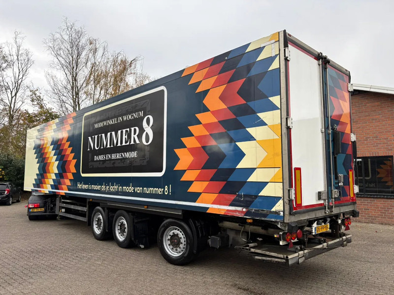 Schmitz Cargobull Thermo King Frigo 2 Compartiments AS-2 Liftas AS-3 Stuuras Dhollandia 2000KG NL Trailer - Isotermiline poolhaagis: pilt 2 Schmitz Cargobull Thermo King Frigo 2 Compartiments AS-2 Liftas AS-3 Stuuras Dhollandia 2000KG NL Trailer - Isotermiline poolhaagis: pilt 2