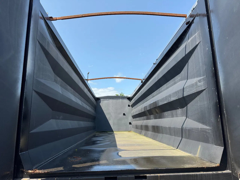 Stas Kloos SKF NEW 50m3 Ferrotrailer Schrott/Hardox 450 Liftas SAF Tyrepilot - Kallur-poolhaagis: pilt 5 Stas Kloos SKF NEW 50m3 Ferrotrailer Schrott/Hardox 450 Liftas SAF Tyrepilot - Kallur-poolhaagis: pilt 5