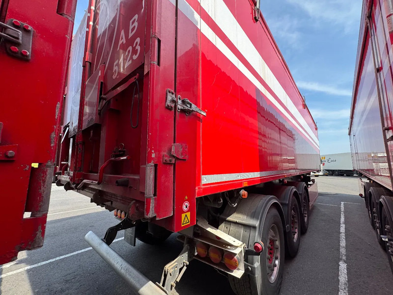 Stas S300CX 58m3 Alcoa SAF Klep/Deuren combi top condition 6370kg - Kallur-poolhaagis: pilt 4 Stas S300CX 58m3 Alcoa SAF Klep/Deuren combi top condition 6370kg - Kallur-poolhaagis: pilt 4