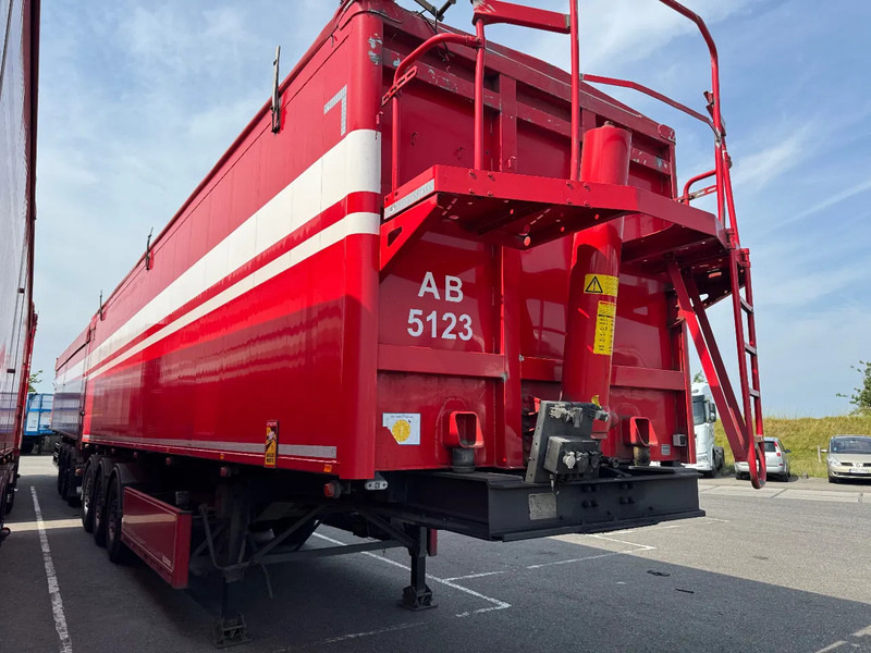 Stas S300CX 58m3 Alcoa SAF Klep/Deuren combi top condition 6370kg - Kallur-poolhaagis: pilt 2 Stas S300CX 58m3 Alcoa SAF Klep/Deuren combi top condition 6370kg - Kallur-poolhaagis: pilt 2