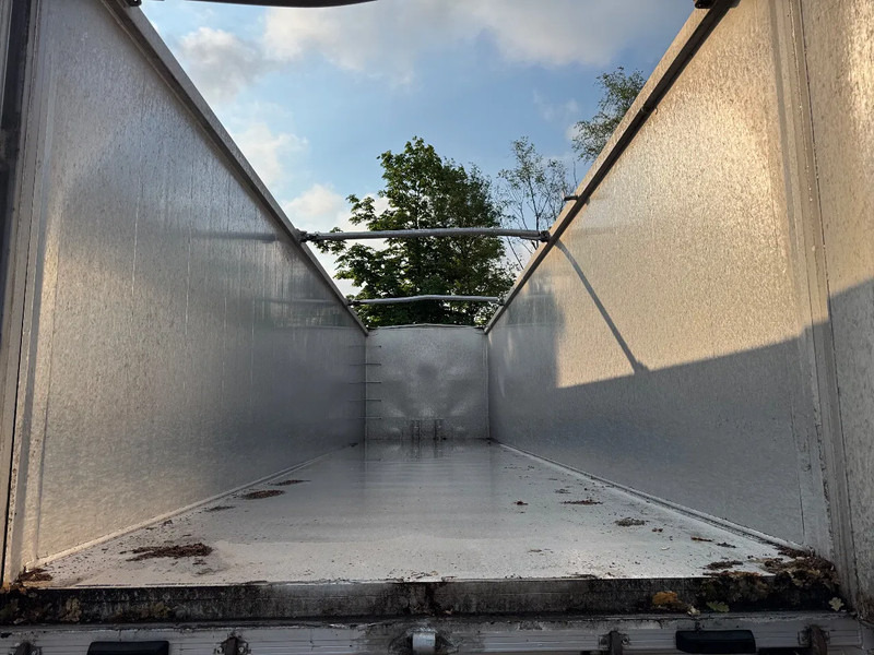 Stas SA345K 60m3 Vol-alu Klep deuren 10 tons assen Liftas Stuuras - Kallur-poolhaagis: pilt 5 Stas SA345K 60m3 Vol-alu Klep deuren 10 tons assen Liftas Stuuras - Kallur-poolhaagis: pilt 5