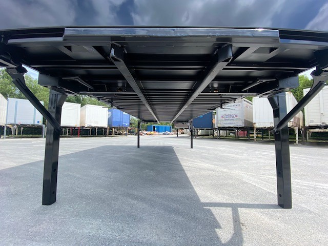 Krone BDF-System 7.450 mm, LACK NEU Standard, Heck Rolltor - Asenduskorpus - furgoon: pilt 4 Krone BDF-System 7.450 mm, LACK NEU Standard, Heck Rolltor - Asenduskorpus - furgoon: pilt 4