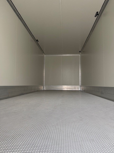 Krone BDF-System, 7.450 mm lang - Asenduskorpus - furgoon: pilt 4 Krone BDF-System, 7.450 mm lang - Asenduskorpus - furgoon: pilt 4