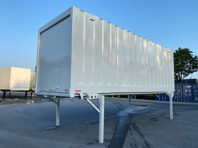 Krone BDF-System 7.450 mm, mit Rolltor, LACK NEU - Asenduskorpus - furgoon: pilt 1 Krone BDF-System 7.450 mm, mit Rolltor, LACK NEU - Asenduskorpus - furgoon: pilt 1