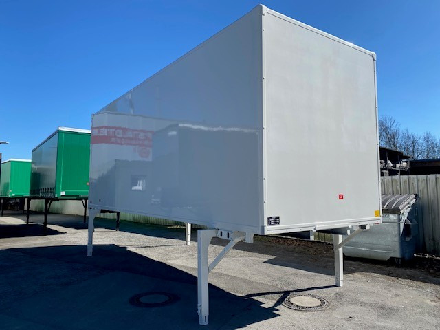 Sommer BDF-System 7.450 mm lang, LACK NEU IN RAL 9010 - Asenduskorpus - furgoon: pilt 1 Sommer BDF-System 7.450 mm lang, LACK NEU IN RAL 9010 - Asenduskorpus - furgoon: pilt 1