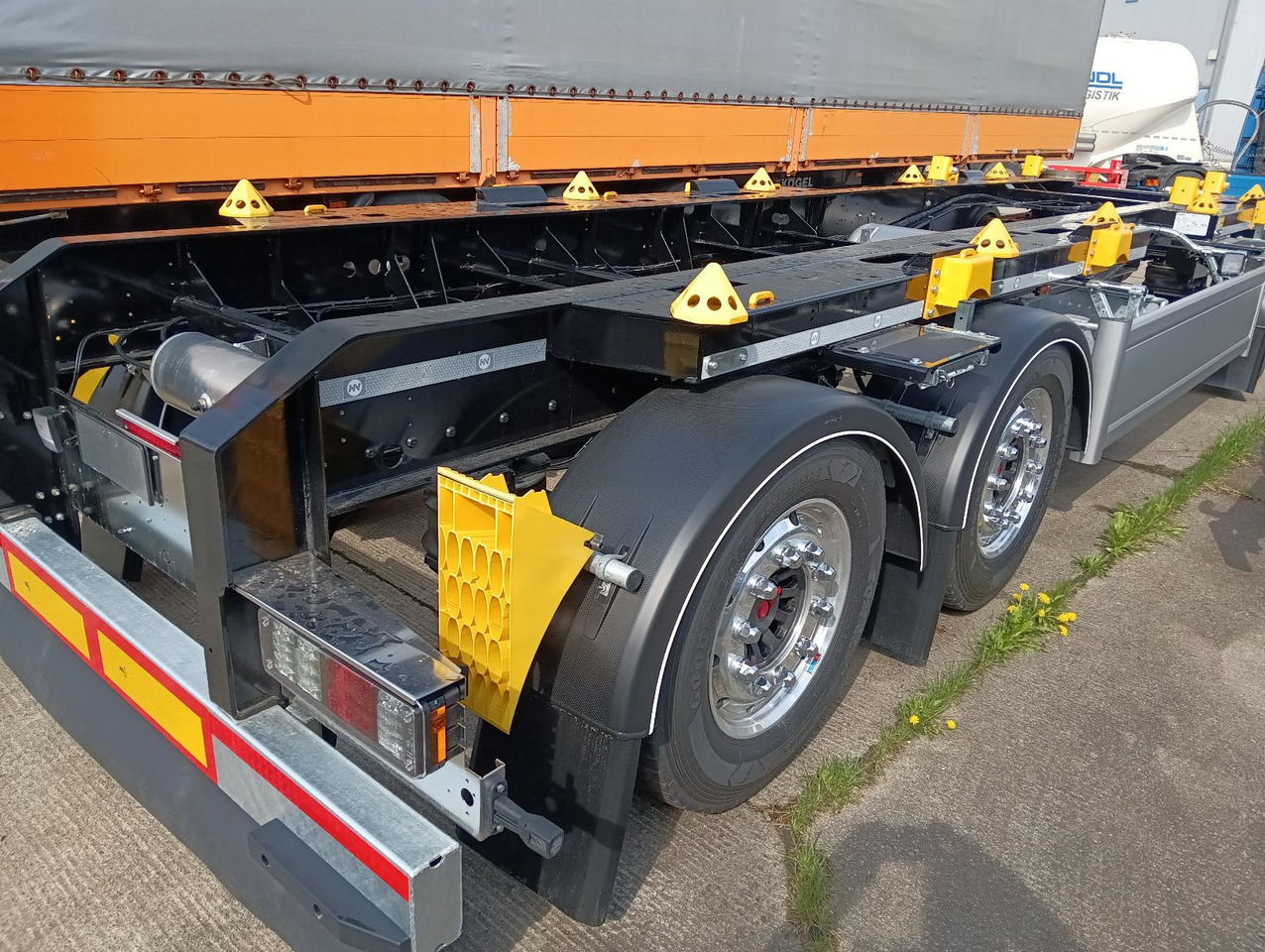 Hüffermann 3-A VARIO-CARRIER SAF NEU VERZINKT LiftAlufelgen - Multilift/ Liftdumper haagis: pilt 3 Hüffermann 3-A VARIO-CARRIER SAF NEU VERZINKT LiftAlufelgen - Multilift/ Liftdumper haagis: pilt 3