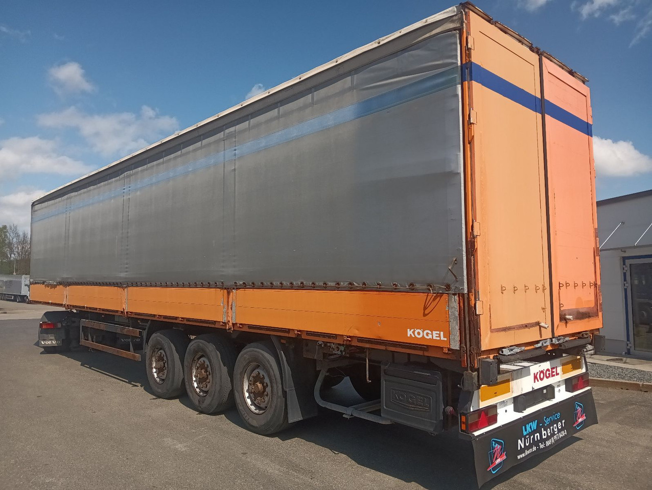 Kögel SN24BORDWANDSIDER EDSCHA BPW Disc Lift Portaltür - Tentpoolhaagis: pilt 2 Kögel SN24BORDWANDSIDER EDSCHA BPW Disc Lift Portaltür - Tentpoolhaagis: pilt 2