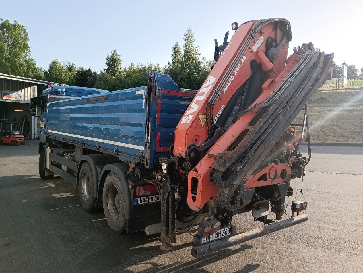 MAN TGS 26:480 6x4 EURO5 ATLAS 240.2E-A4 3-S-Kipper - Kallurauto, Kraanaga veoauto: pilt 2 MAN TGS 26:480 6x4 EURO5 ATLAS 240.2E-A4 3-S-Kipper - Kallurauto, Kraanaga veoauto: pilt 2