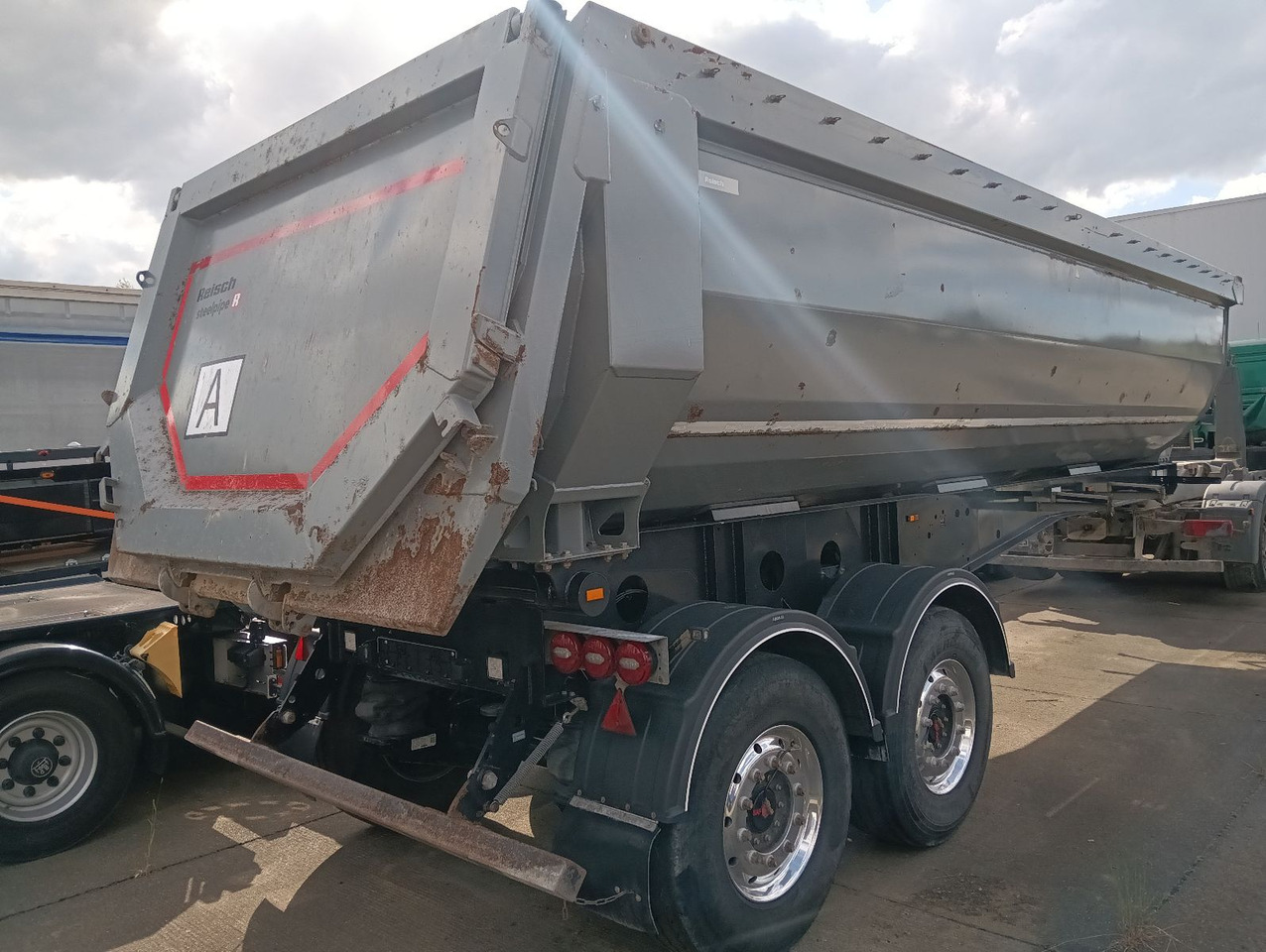 Reisch RHKS-2-SR07 25m3 2-A HARDOX ALCOA FullOption5,3t liising Reisch RHKS-2-SR07 25m3 2-A HARDOX ALCOA FullOption5,3t: pilt 6