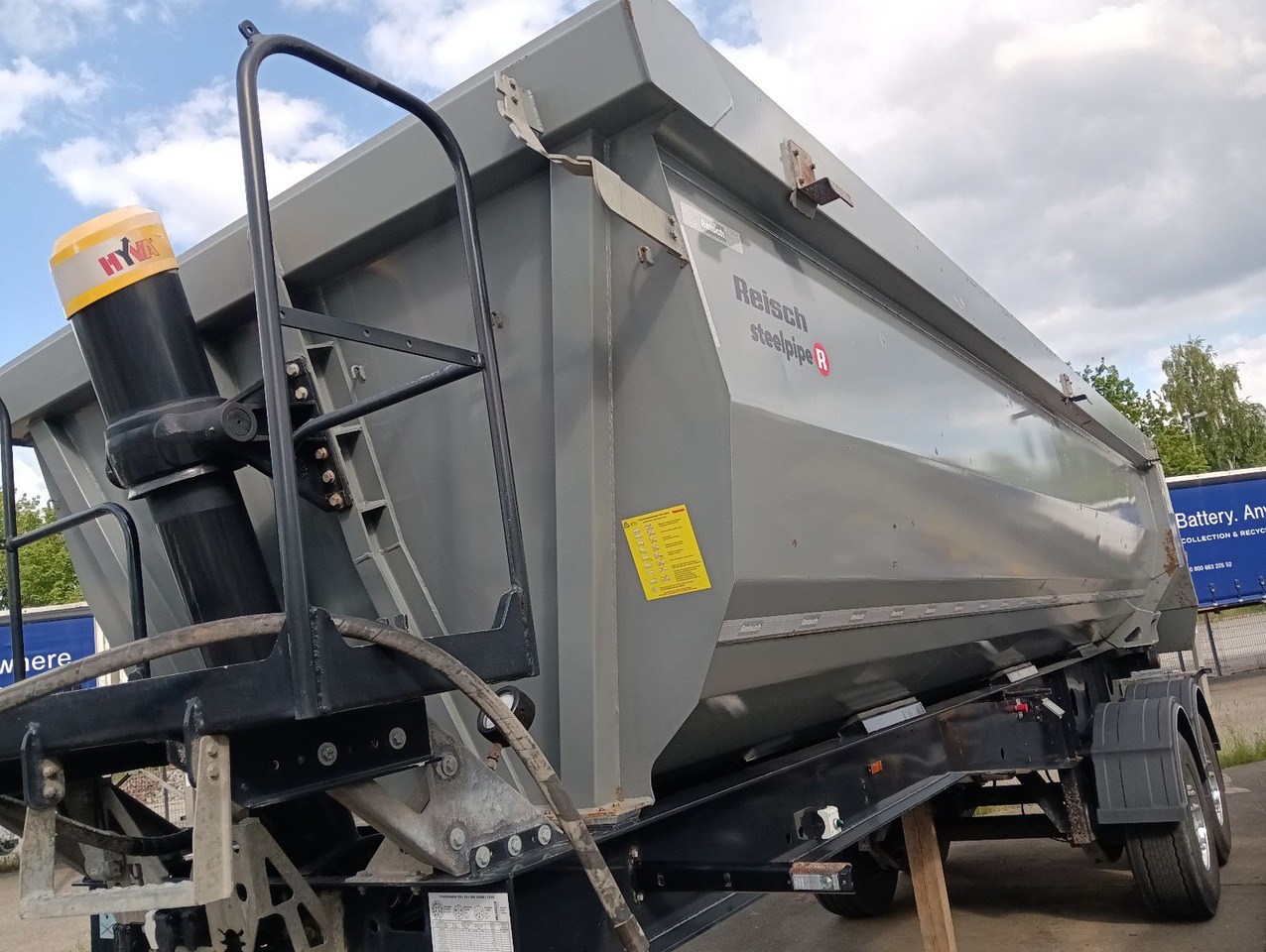 Reisch RHKS-2-SR07 25m3 2-A HARDOX ALCOA FullOption5,3t - Kallur-poolhaagis: pilt 3 Reisch RHKS-2-SR07 25m3 2-A HARDOX ALCOA FullOption5,3t - Kallur-poolhaagis: pilt 3