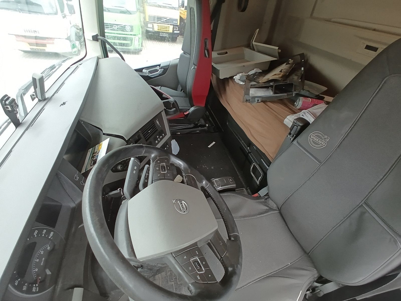Sadulveok Volvo FH 500 4x2T X-Track Globe I-PARC HydraulikUNFALL: pilt 18