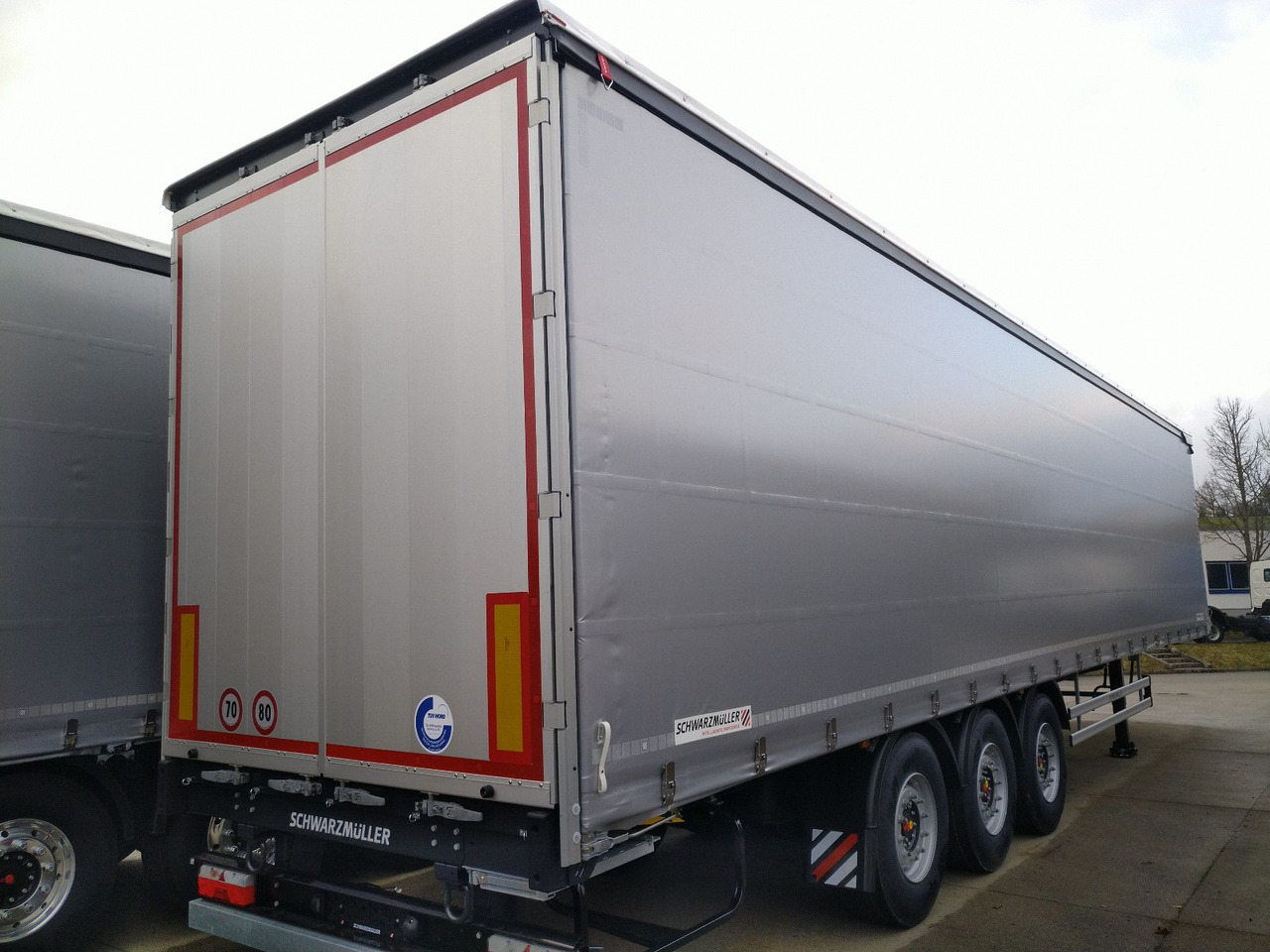 Schwarzmüller PowerLine LIFT/LENKACHSE HUBDACH 5880kg NEU Schwarzmüller PowerLine LIFT/LENKACHSE HUBDACH 5880kg NEU - Tentpoolhaagis: pilt 4 Schwarzmüller PowerLine LIFT/LENKACHSE HUBDACH 5880kg NEU Schwarzmüller PowerLine LIFT/LENKACHSE HUBDACH 5880kg NEU - Tentpoolhaagis: pilt 4