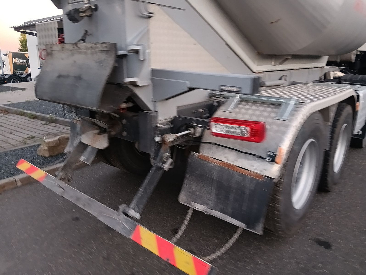 Volvo FH500 8x4R RETARDER LIFT MEILLER-Asphalt FunkAHK - Kallurauto: pilt 4 Volvo FH500 8x4R RETARDER LIFT MEILLER-Asphalt FunkAHK - Kallurauto: pilt 4