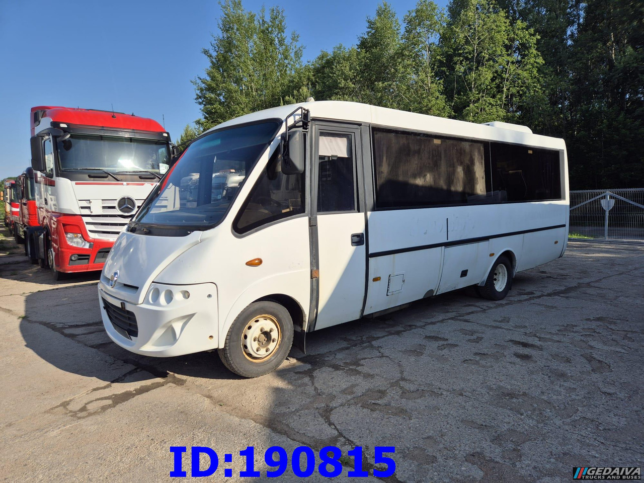 IVECO 65c18 Thesi Kapena 27place (Engine problem) - Kaugsõidu buss: pilt 4 IVECO 65c18 Thesi Kapena 27place (Engine problem) - Kaugsõidu buss: pilt 4