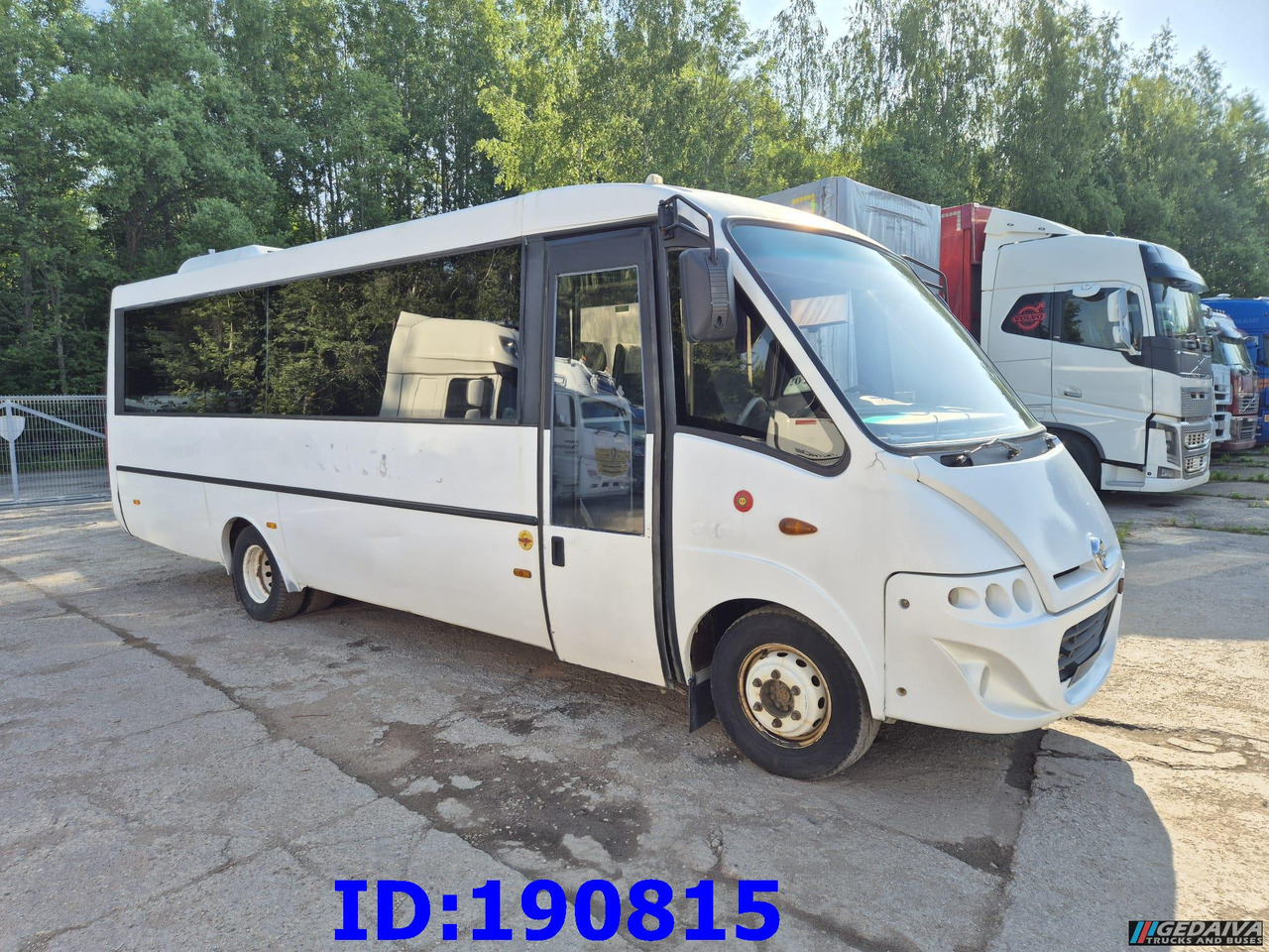 IVECO 65c18 Thesi Kapena 27place (Engine problem) - Kaugsõidu buss: pilt 1 IVECO 65c18 Thesi Kapena 27place (Engine problem) - Kaugsõidu buss: pilt 1