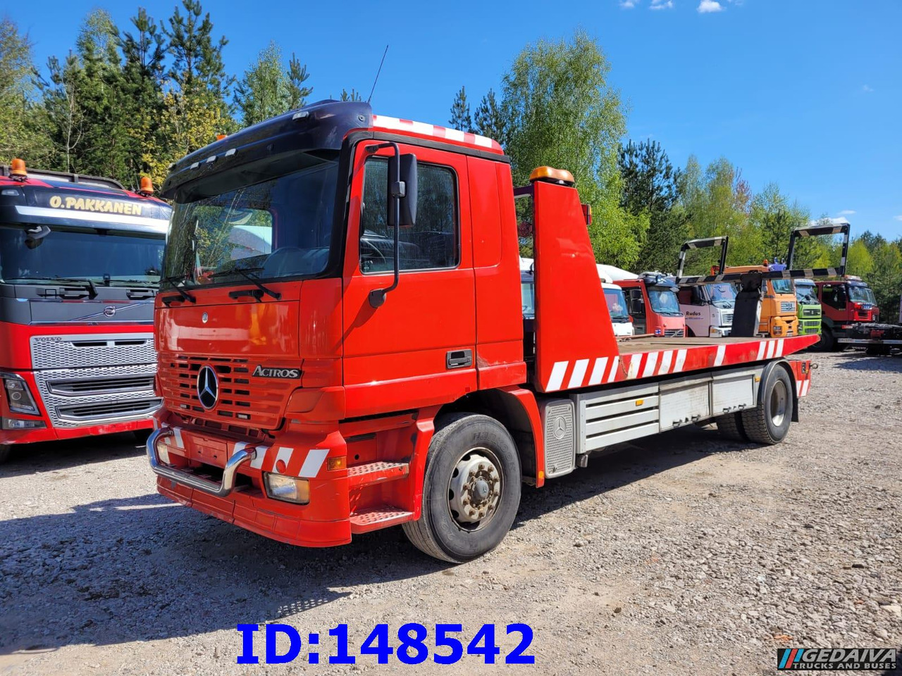 MERCEDES-BENZ Actros 1831 4x2 - Puksiirauto: pilt 2 MERCEDES-BENZ Actros 1831 4x2 - Puksiirauto: pilt 2