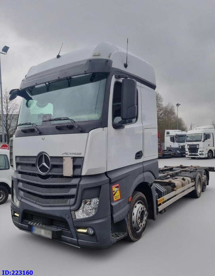 MERCEDES-BENZ Actros 2542 BDF Euro6 - Kabiinišassiiga veoauto: pilt 1 MERCEDES-BENZ Actros 2542 BDF Euro6 - Kabiinišassiiga veoauto: pilt 1