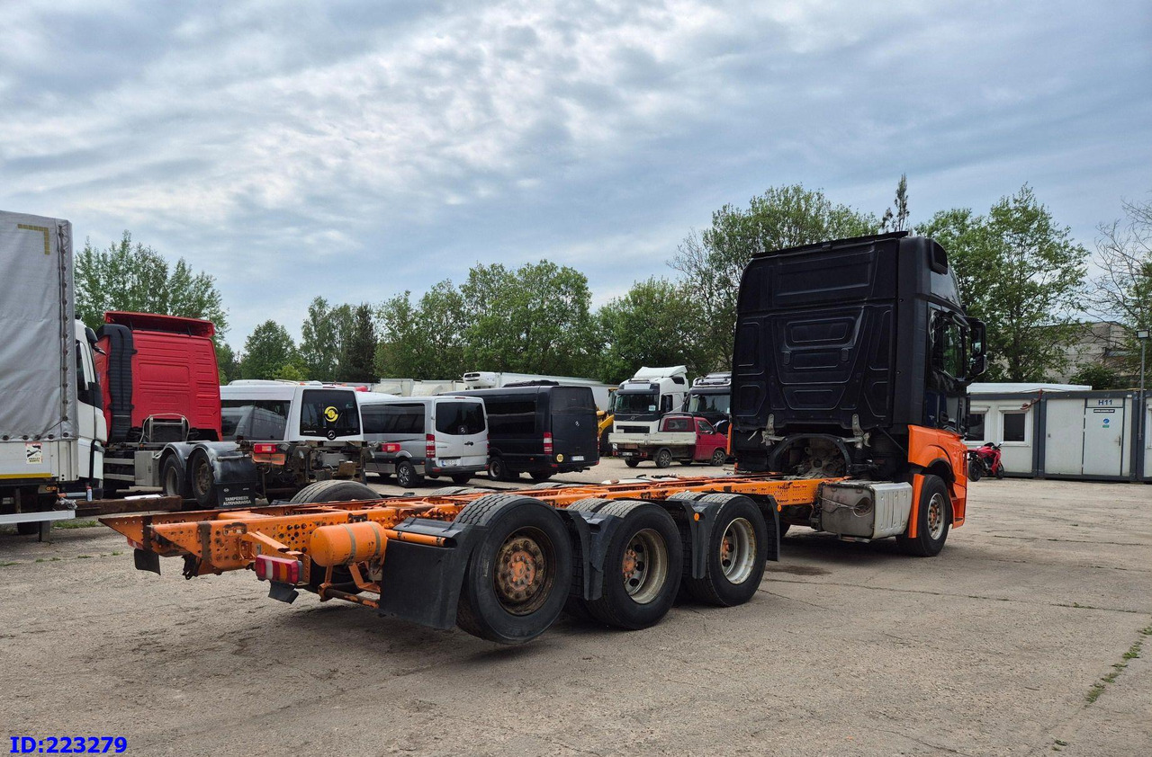 Kabiinišassiiga veoauto MERCEDES-BENZ Actros 3563  8×4 ( Steering axle): pilt 6