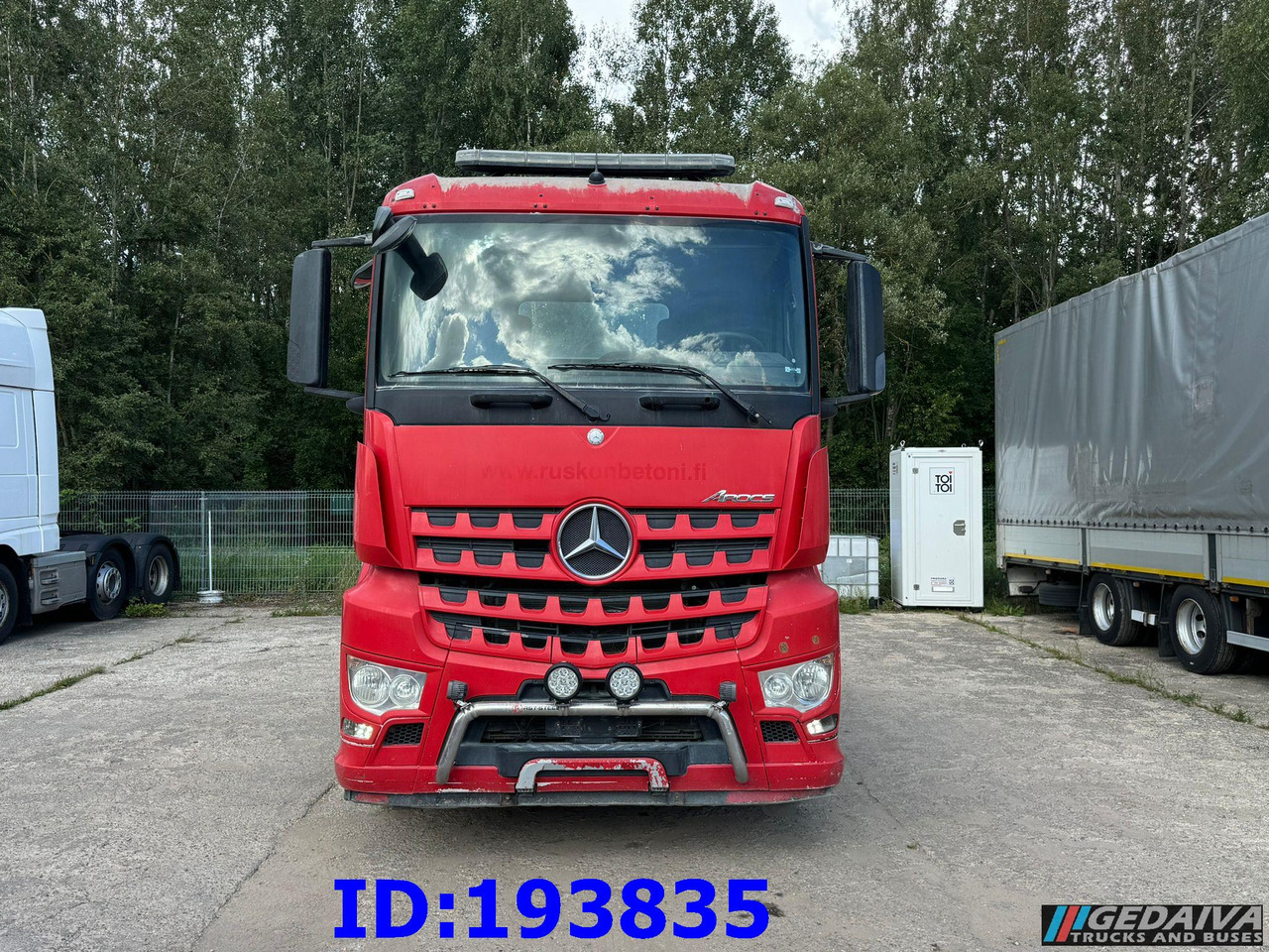 MERCEDES-BENZ Arocs 2840 6x4 Manual Euro6 - Kabiinišassiiga veoauto: pilt 2 MERCEDES-BENZ Arocs 2840 6x4 Manual Euro6 - Kabiinišassiiga veoauto: pilt 2