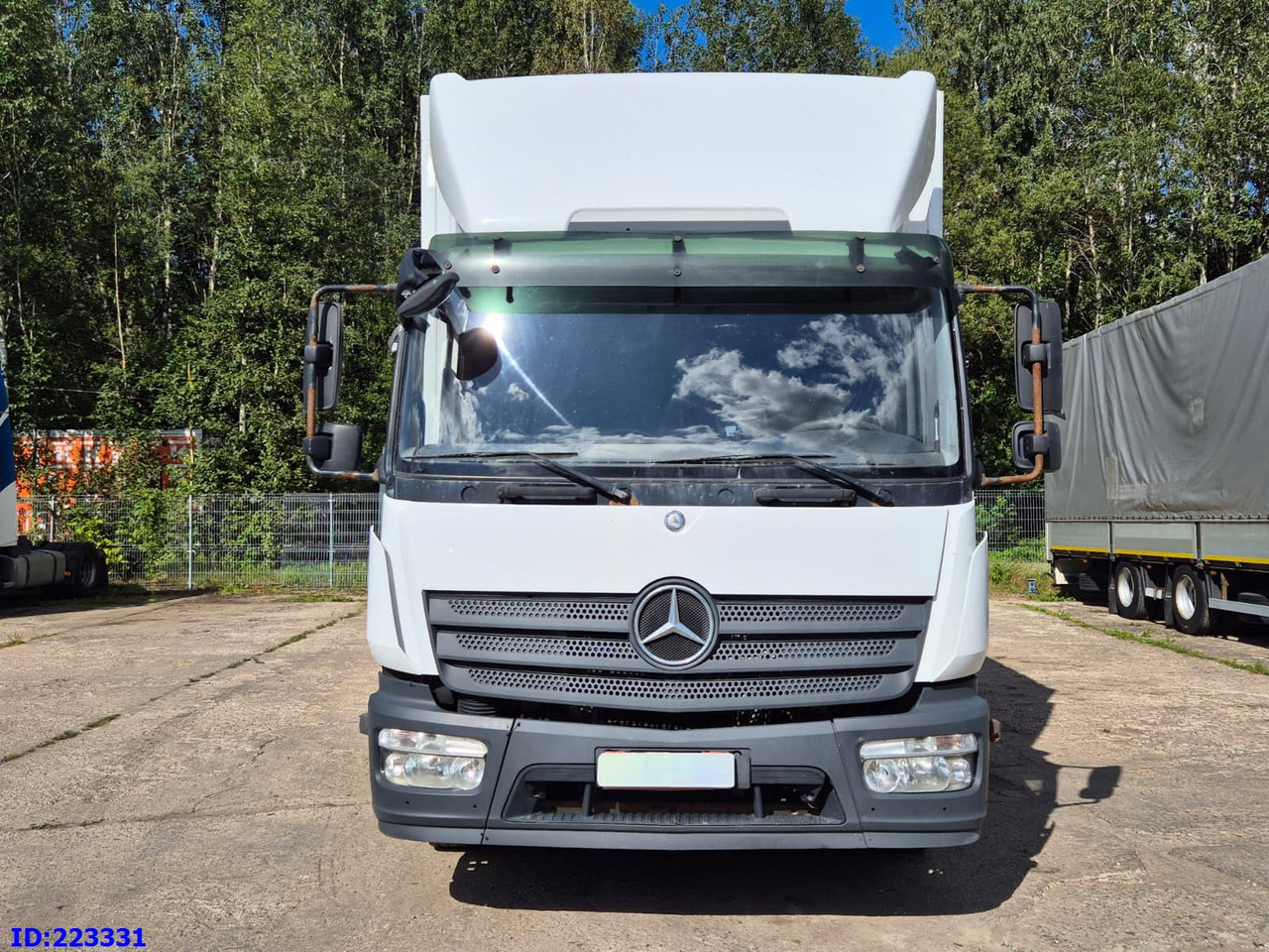MERCEDES-BENZ Atego 1221 Euro6 (Open side box) - Isotermiline furgoon: pilt 2 MERCEDES-BENZ Atego 1221 Euro6 (Open side box) - Isotermiline furgoon: pilt 2