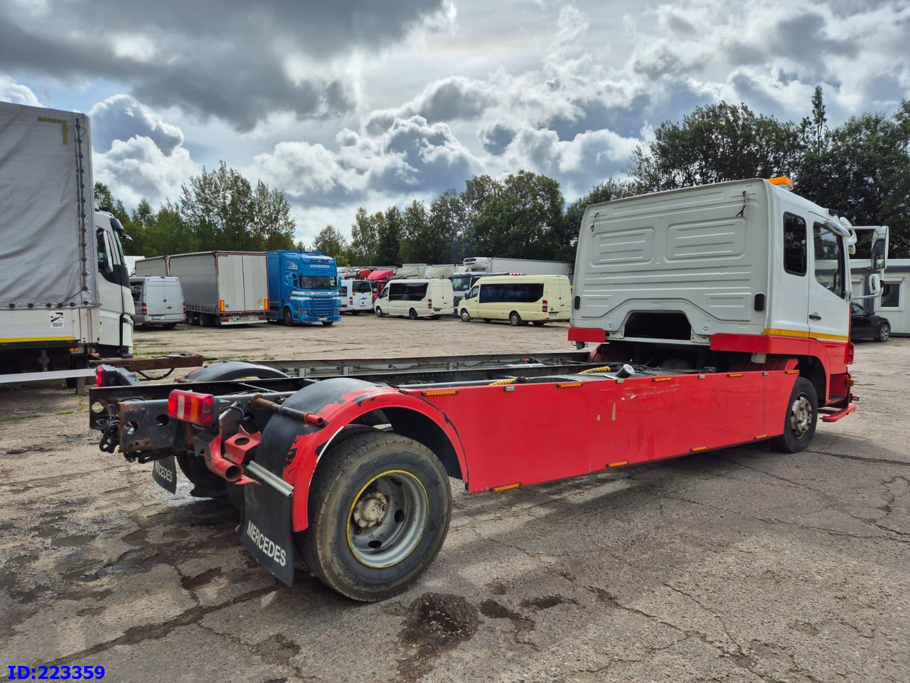 MERCEDES-BENZ Atego 1224 - Kabiinišassiiga veoauto: pilt 4 MERCEDES-BENZ Atego 1224 - Kabiinišassiiga veoauto: pilt 4