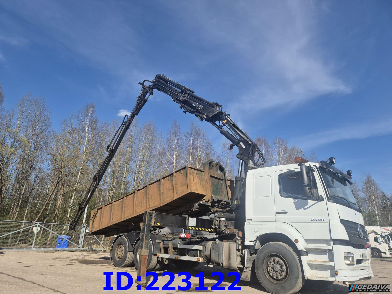MERCEDES-BENZ Axor 2533 6x2 + Atlas 332.3E Crane - Kallurauto: pilt 4 MERCEDES-BENZ Axor 2533 6x2 + Atlas 332.3E Crane - Kallurauto: pilt 4