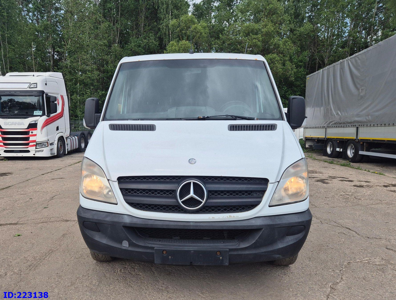 MERCEDES-BENZ Sprinter 213 - Euro5 - Kaugsõidu buss: pilt 2 MERCEDES-BENZ Sprinter 213 - Euro5 - Kaugsõidu buss: pilt 2