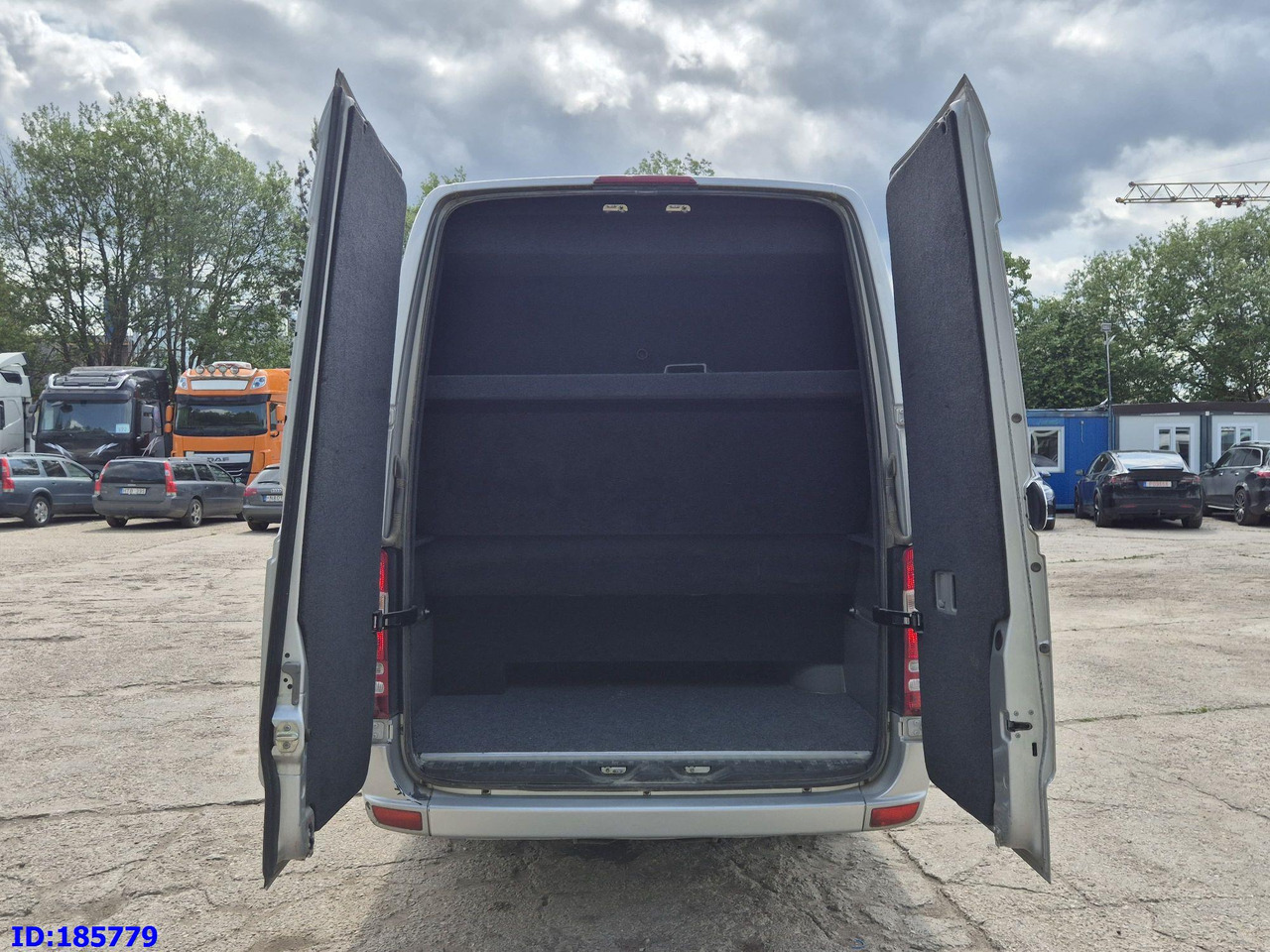 Väikebuss, Mikrobuss MERCEDES-BENZ Sprinter 316 - VIP - Avestark: pilt 6 Väikebuss, Mikrobuss MERCEDES-BENZ Sprinter 316 - VIP - Avestark: pilt 6