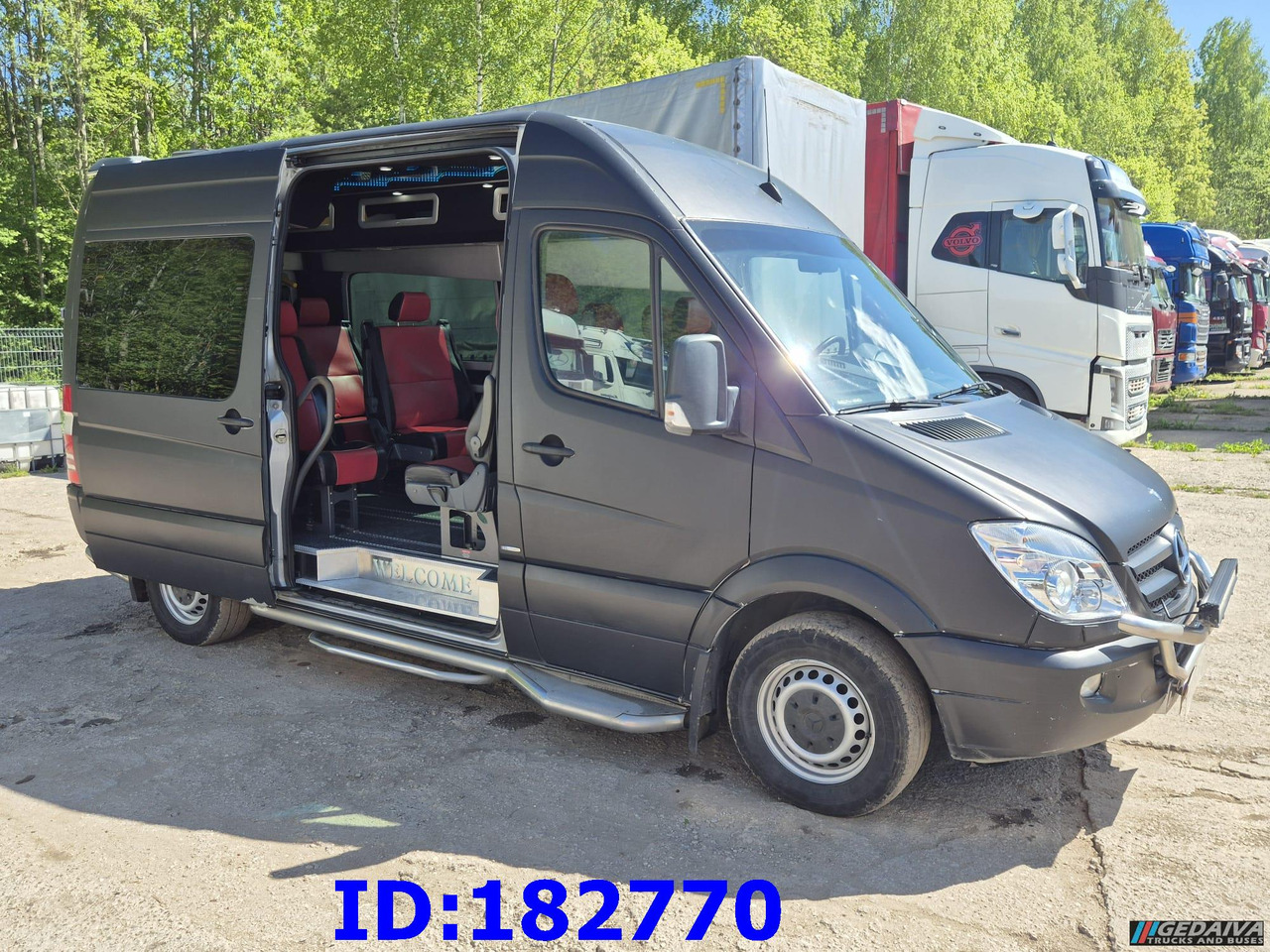 MERCEDES-BENZ Sprinter 319 VIP Euro5 - Kaugsõidu buss: pilt 1 MERCEDES-BENZ Sprinter 319 VIP Euro5 - Kaugsõidu buss: pilt 1