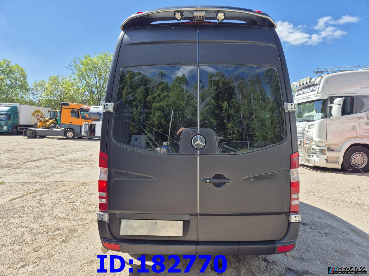MERCEDES-BENZ Sprinter 319 VIP Euro5 - Kaugsõidu buss: pilt 5 MERCEDES-BENZ Sprinter 319 VIP Euro5 - Kaugsõidu buss: pilt 5