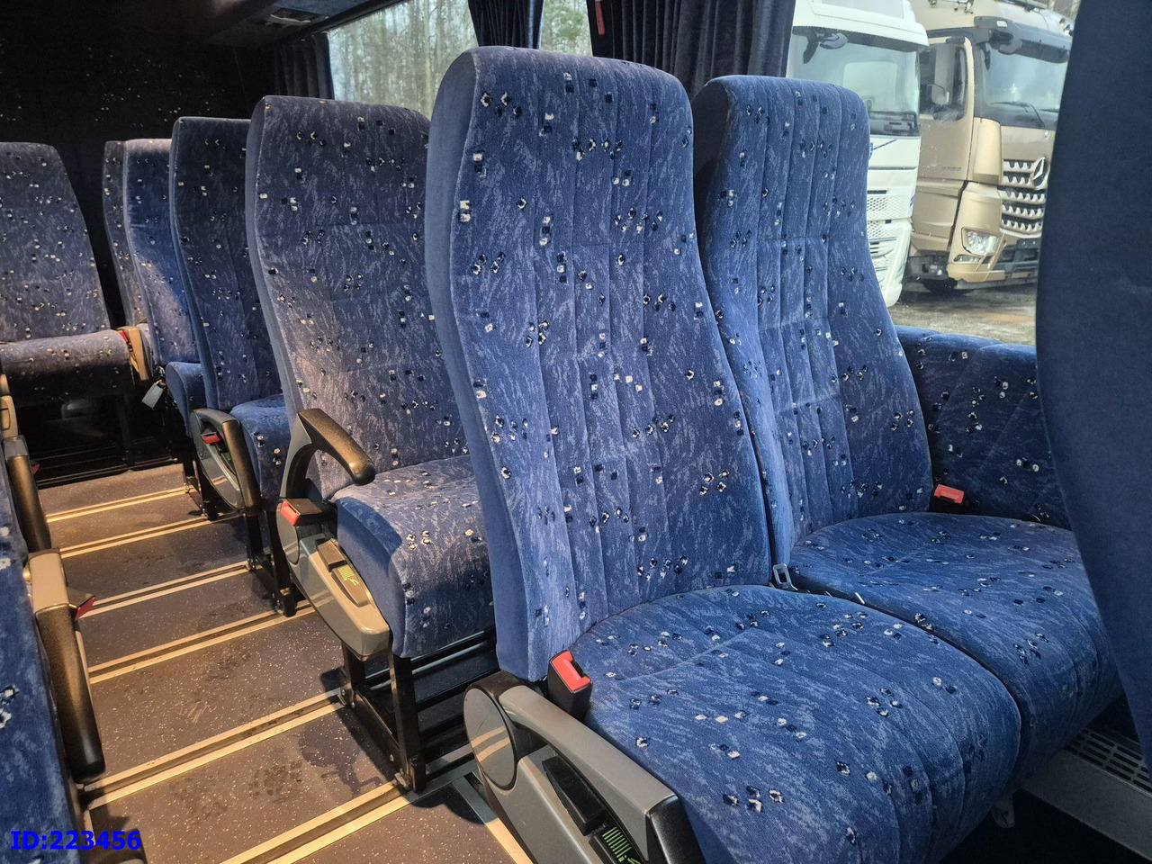 Kaugsõidu buss MERCEDES-BENZ Sprinter 515 - VIP -20 places: pilt 17 Kaugsõidu buss MERCEDES-BENZ Sprinter 515 - VIP -20 places: pilt 17