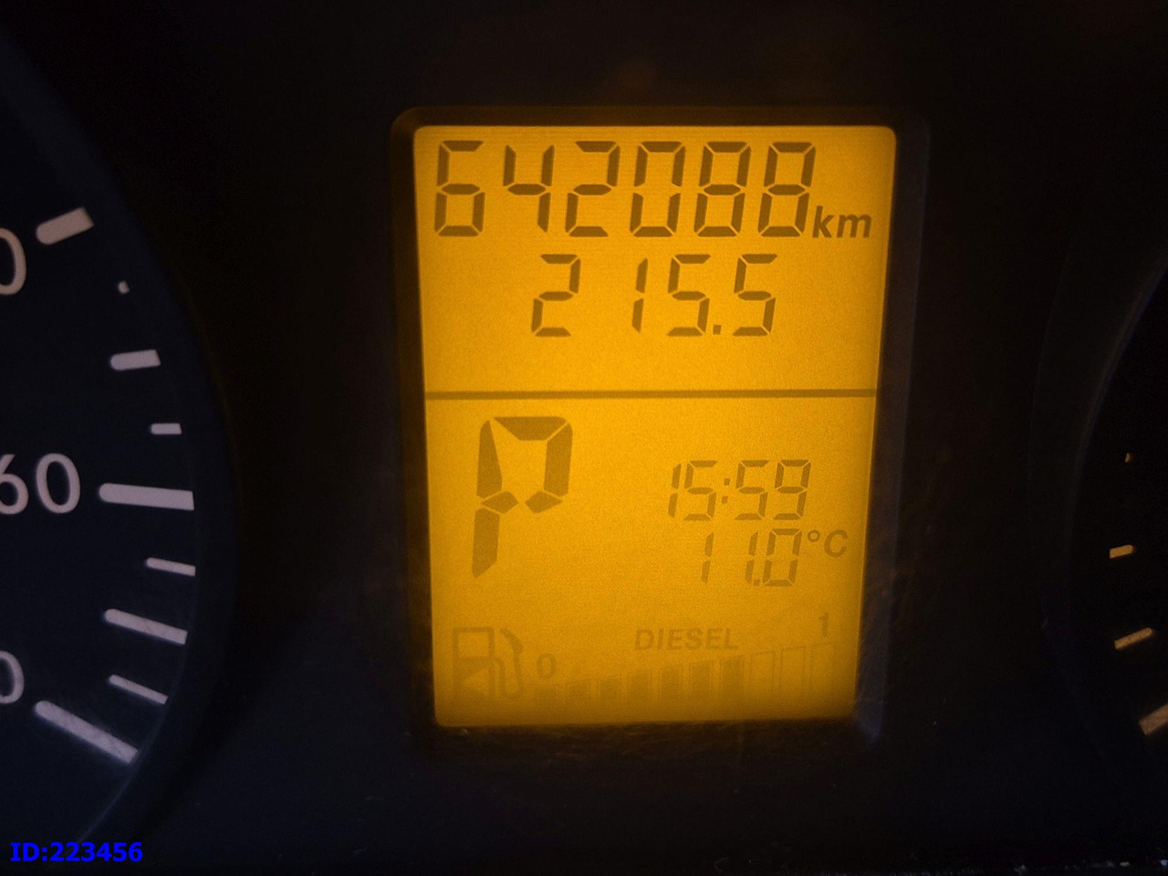 Kaugsõidu buss MERCEDES-BENZ Sprinter 515 - VIP -20 places: pilt 12 Kaugsõidu buss MERCEDES-BENZ Sprinter 515 - VIP -20 places: pilt 12