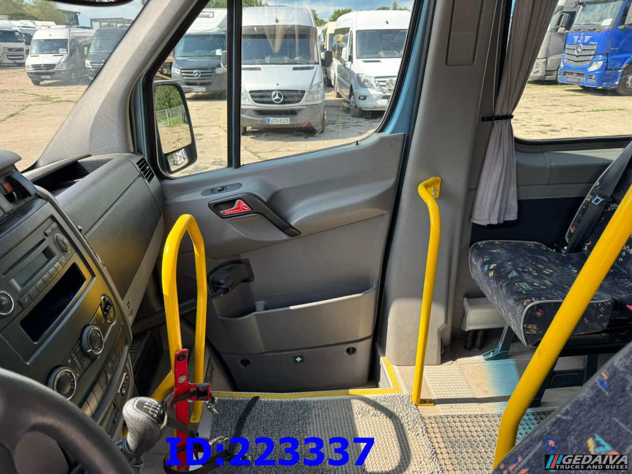 Kaugsõidu buss MERCEDES-BENZ Sprinter 516 EURO5 17 places: pilt 15