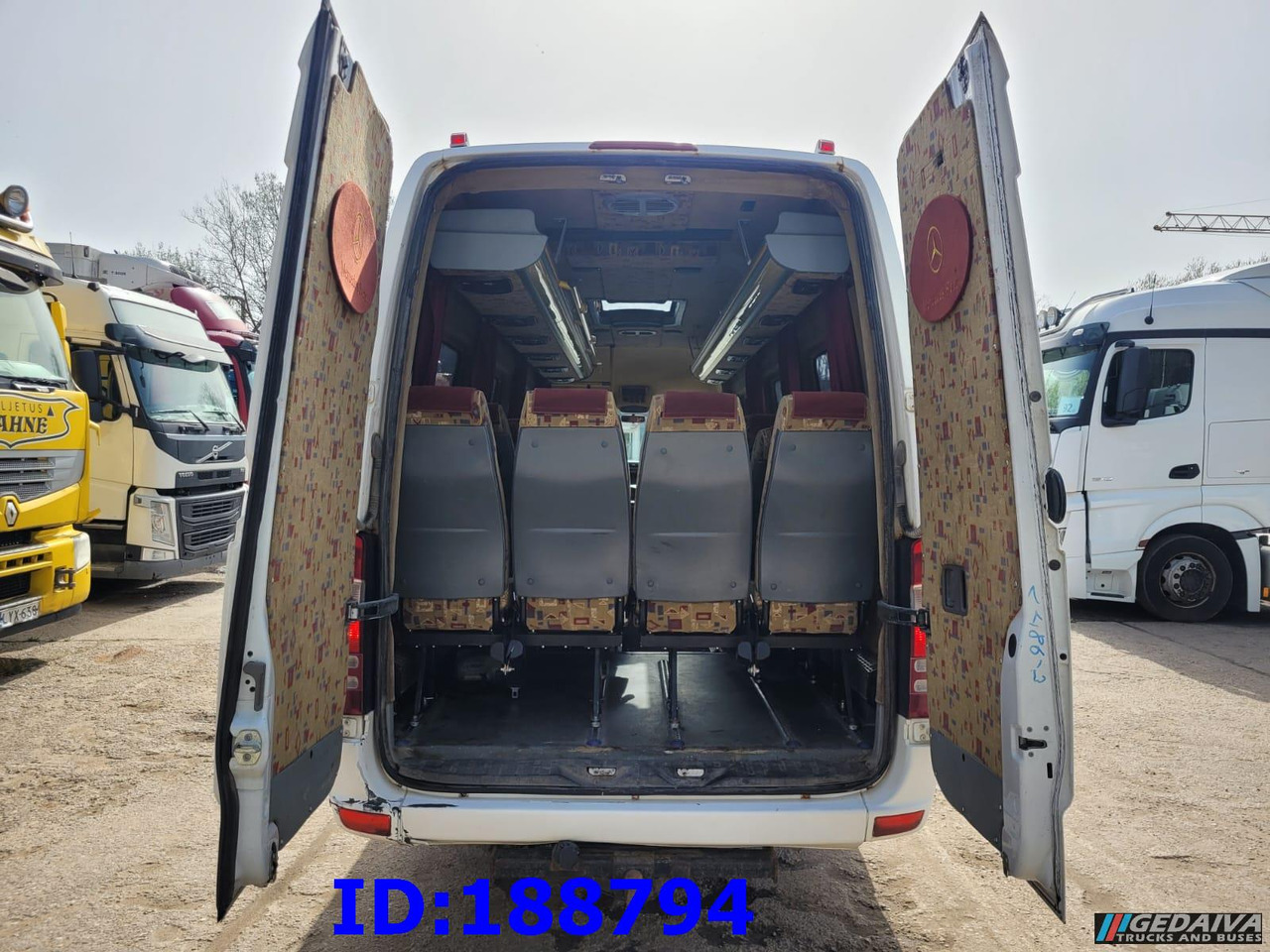 MERCEDES-BENZ Sprinter 518 - Kasten VIP - 20 Seater - Kaugsõidu buss: pilt 5 MERCEDES-BENZ Sprinter 518 - Kasten VIP - 20 Seater - Kaugsõidu buss: pilt 5
